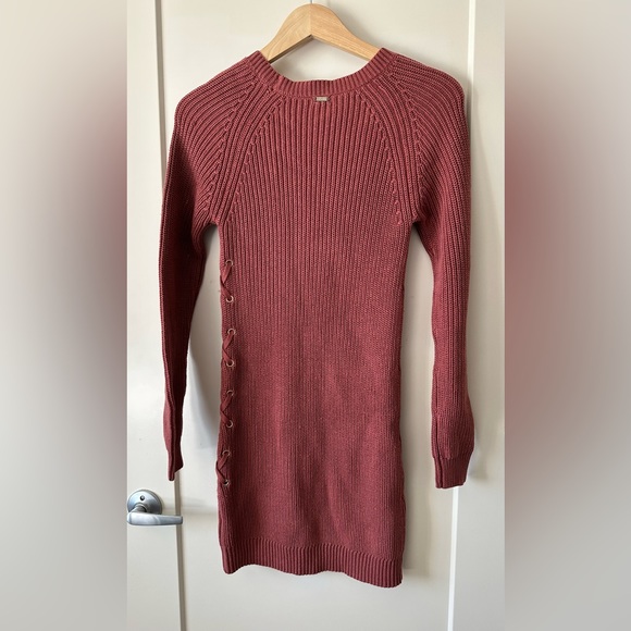 Dark pink Guess sweater dress - Picture 3 of 3